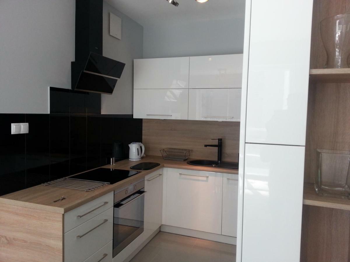 Strict Center Towarowa Apartment Poznan Bagian luar foto