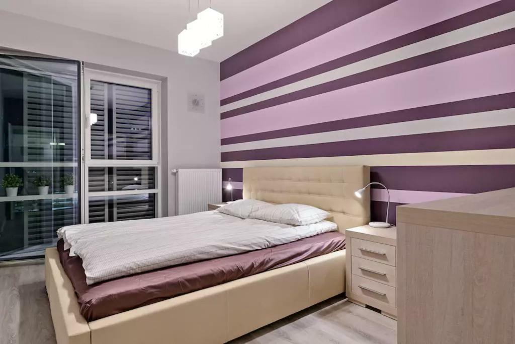 Strict Center Towarowa Apartment Poznan Bagian luar foto