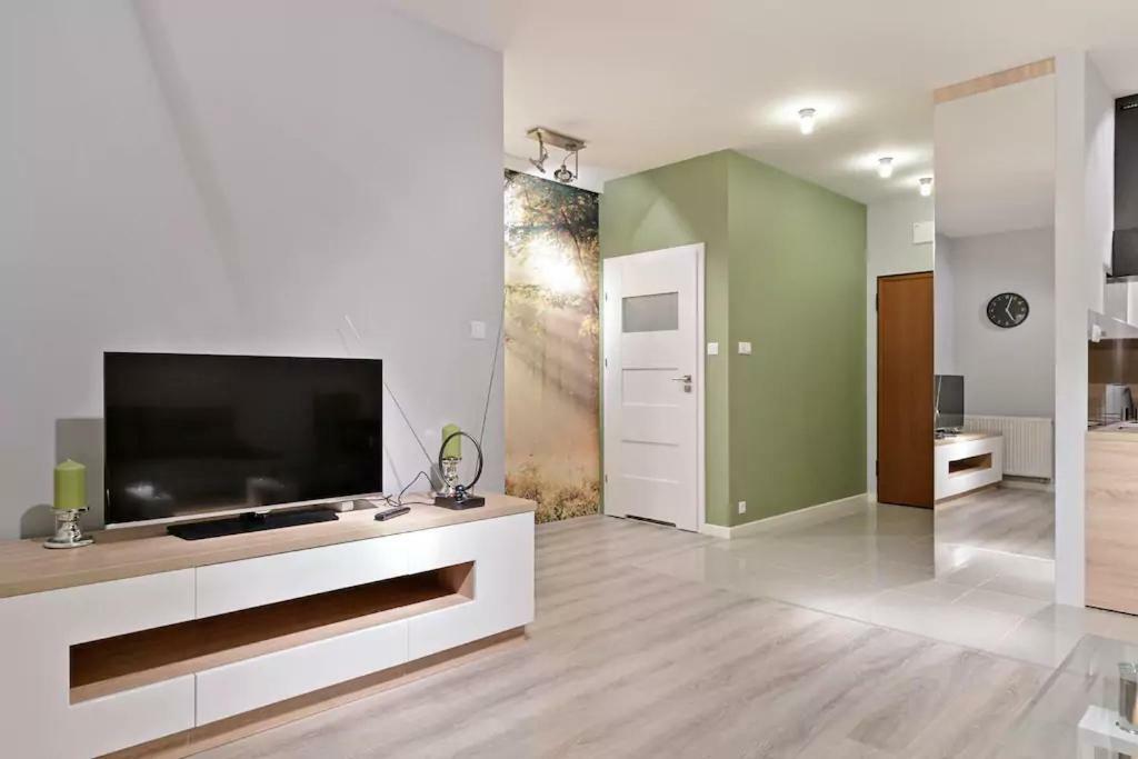 Strict Center Towarowa Apartment Poznan Bagian luar foto
